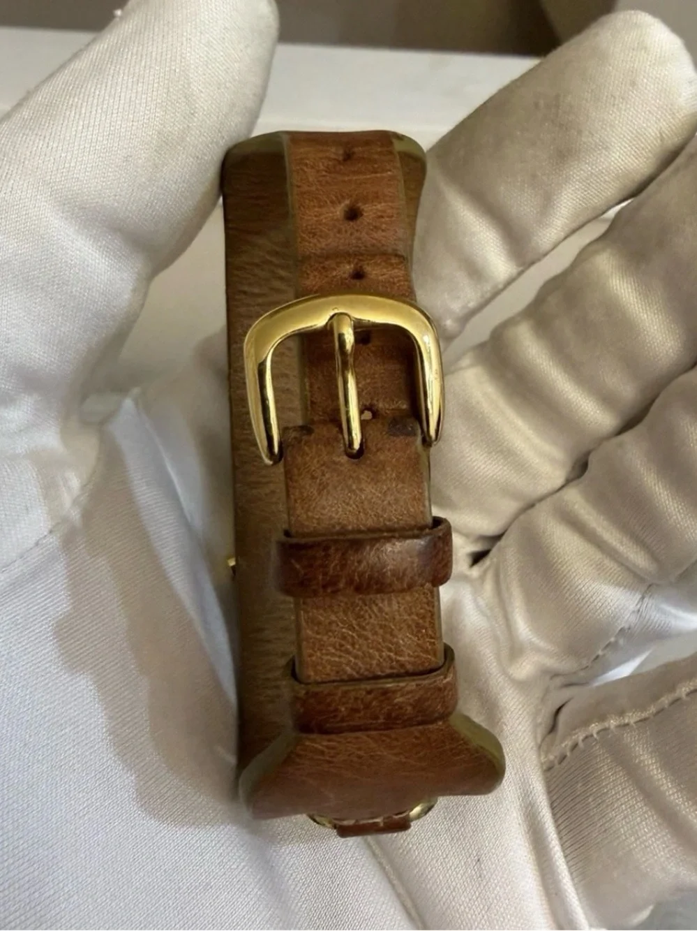 Vintage GUESS Women's Gold Tone Chain Link Leather Cuff Watch
